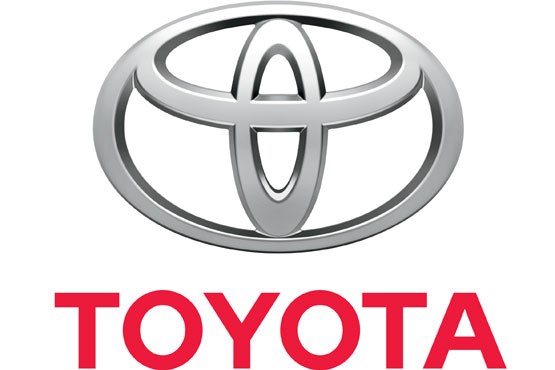 تویوتا از آمریکا برای فروش خودرو به ایران عذرخواهی کرد!
