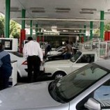 ماجرای صف کشیدن خودروها در پمپ بنزین‌ها