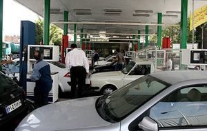  ماجرای صف کشیدن خودروها در پمپ بنزین‌ها 