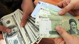 روایت روزنامه الیاس حضرتی از نقش دولت در گرانی دلار